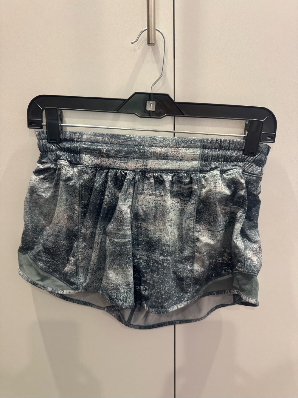 Lululemon Hotty Hot Short II *Long 4" Azurite Mint Tint Multi / Mystic Green